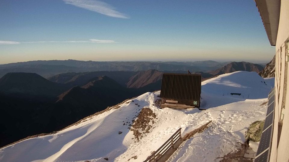 Bohinj › South-west: Dom Zorka Jelinčiča na Črni prsti (1835 m)