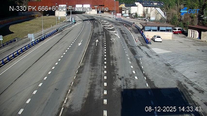 Canfranc › North: Canfranc-Estación