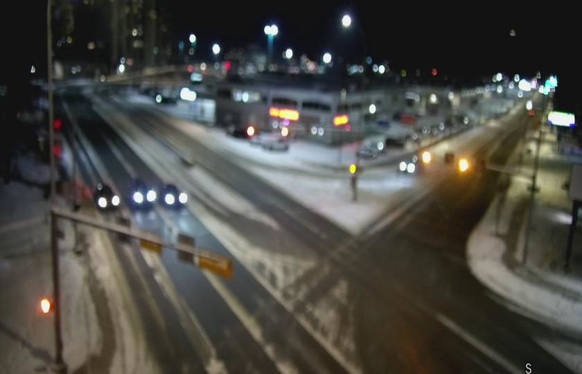 Spruce Cliff: Bow Trail - 37 Ave SW