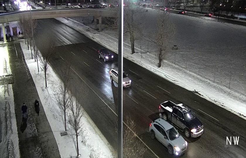 Downtown East Village: 5 Ave - 3 street SE