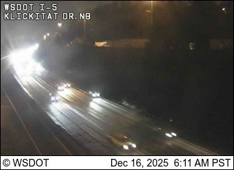 Tukwila: I-5 NB at MP 154.1: Klickitat Dr