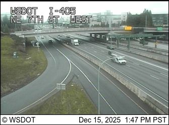 Bellevue: I-405 at MP 13.7: NE 7th St, West