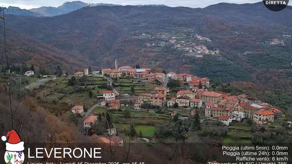 Borghetto d'Arroscia › North: Leverone