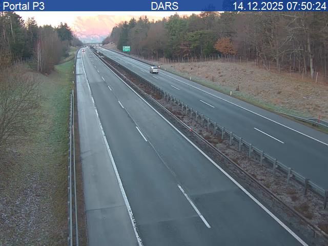 Postojna: A1/E61/E70, Ljubljana - Koper, portal Studenec