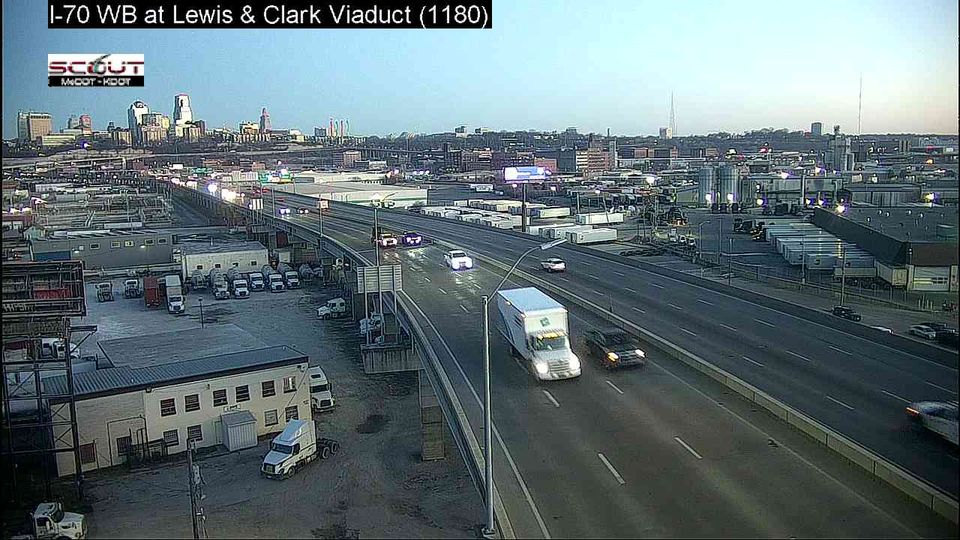 Kansas City: I-70 W @ Lewis & Clark Viaduct
