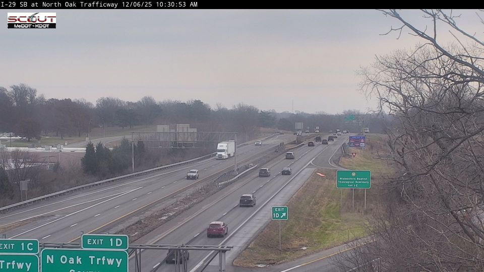 Kansas City: I-29 S @ North Oak Trafficway