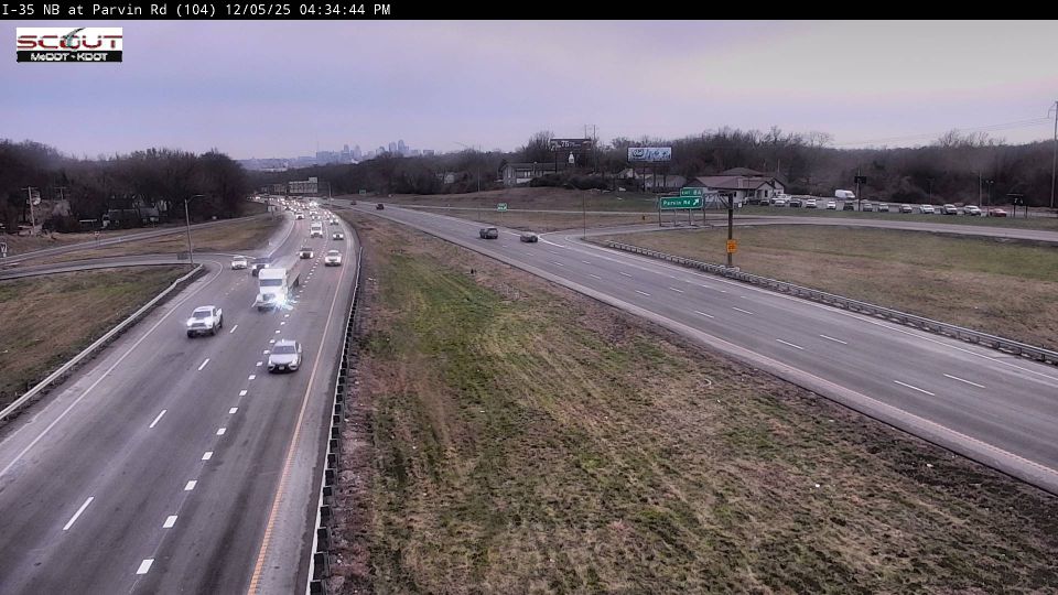 Kansas City: I-35 N @ AT PARVIN ROAD