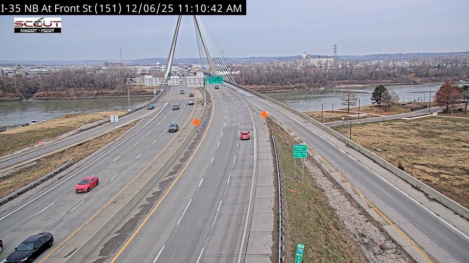 Kansas City: I-35 N @ Front Street