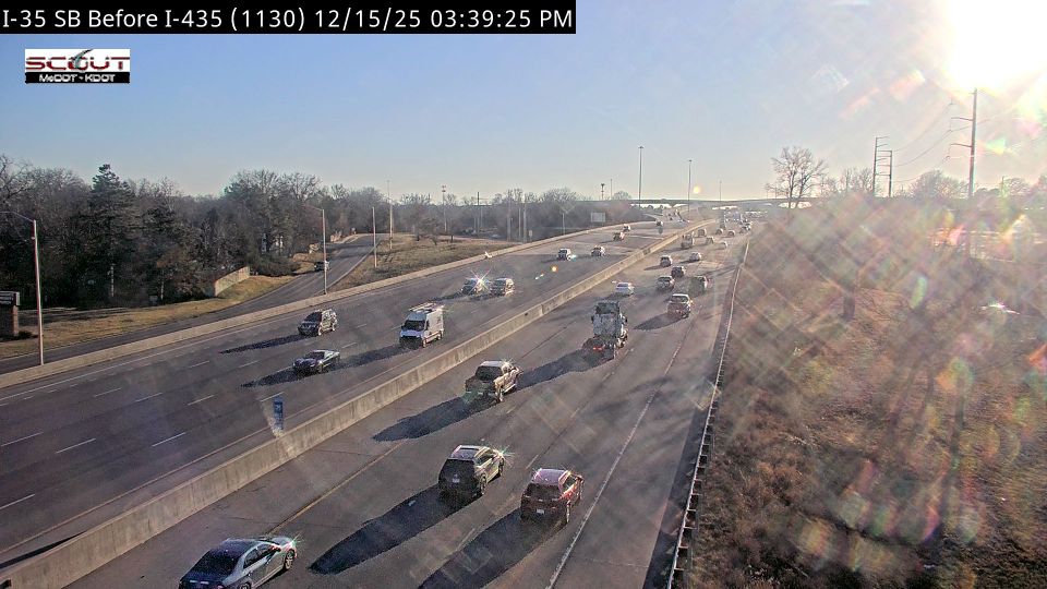 Lenexa: I-35 S @ BEFORE I-435