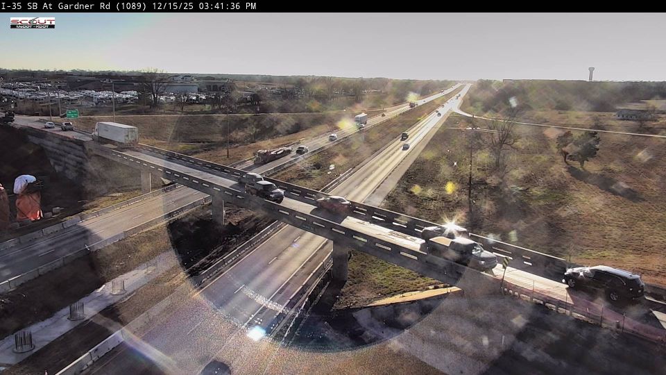Gardner: I-35 S - Road