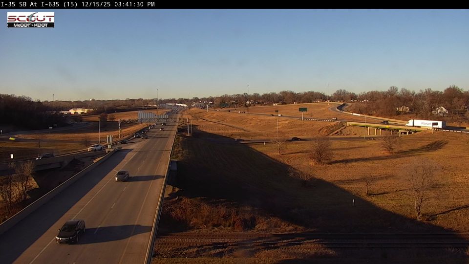 Overland Park: I-35 S @ I-635