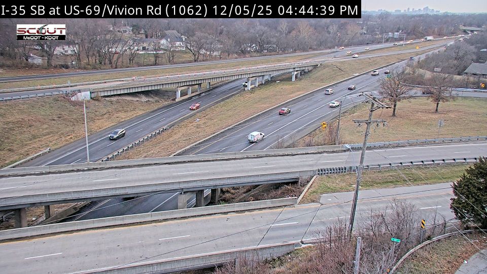 Kansas City: I-35 S @ US69/VIVION