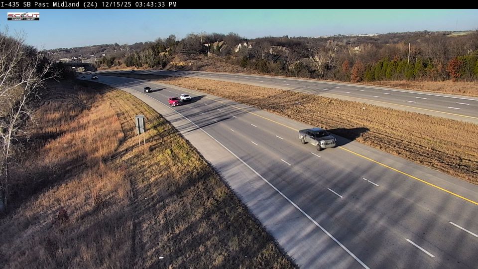 Shawnee: I-435 SB S OF MIDLAND