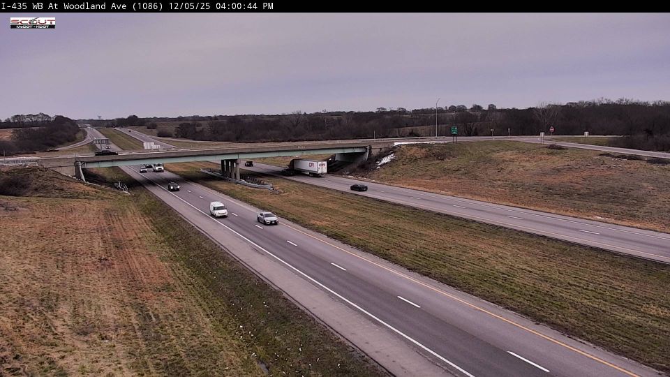 Kansas City: I-435 W @ Woodland Ave