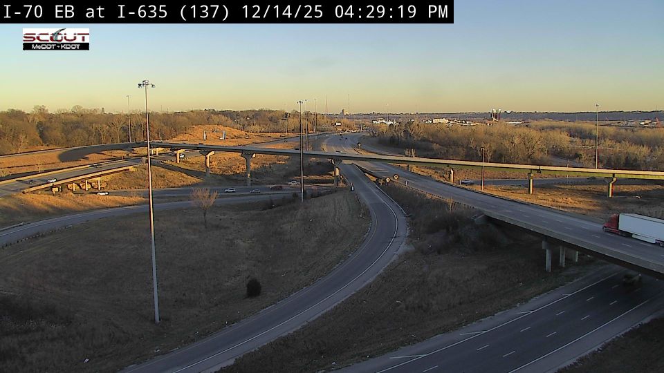 Kansas City: I-70 E @ I-635