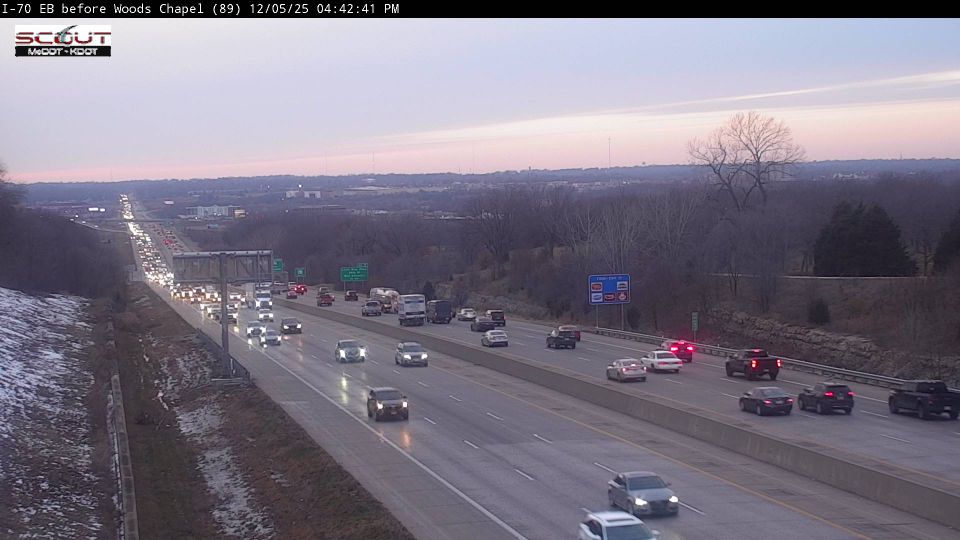 Blue Springs: I-70 E @ WEST OF WOODS CHAPEL