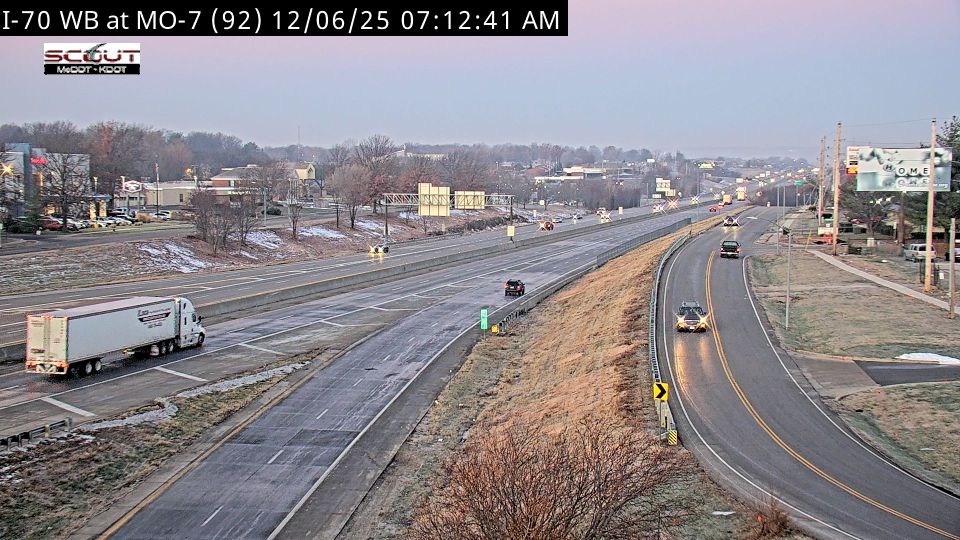 Blue Springs: I-70 W @ 7 HWY