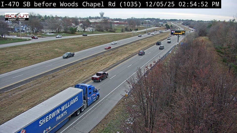 Lee's Summit: I-470 SB @ North of Woods Chapel