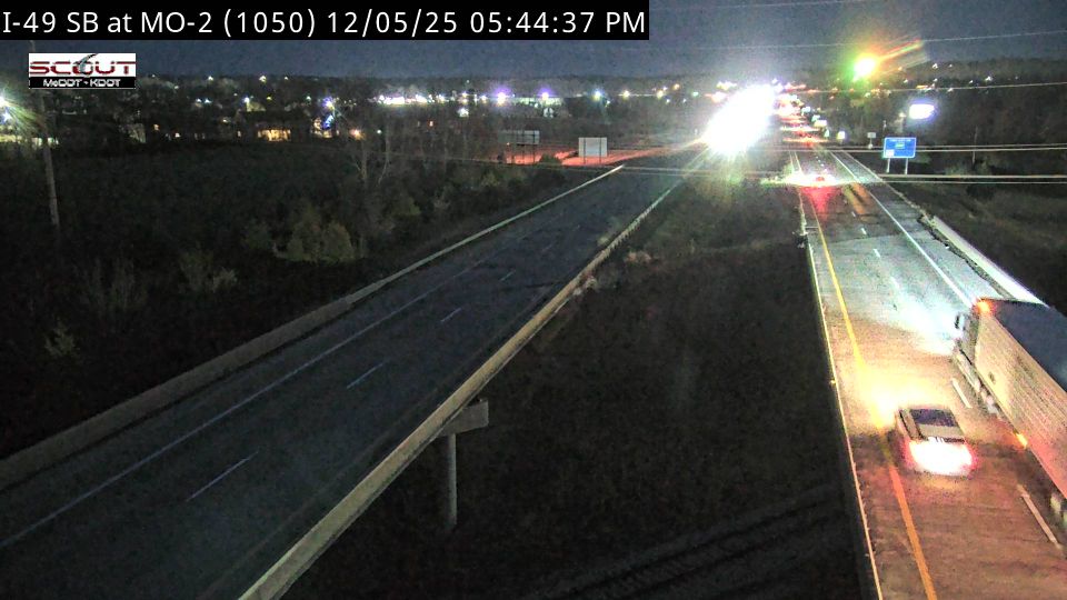 Harrisonville: I-49 S @ S of Mo-2