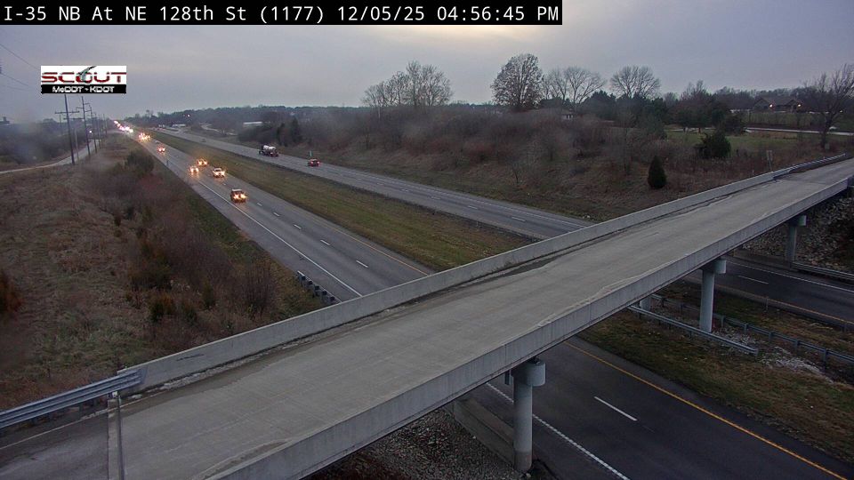 Chandler: I-35 NB @ NE 128th St