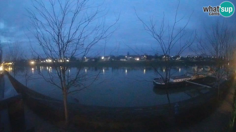 Sisak: live webcam Kolpa river view - Croatia