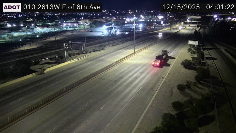 Tucson › West: I-10 WB 261.36 @E of 6th Ave