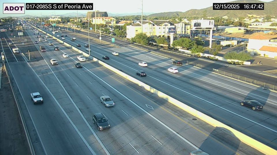 Phoenix › South: I-17 SB 208.50 @S of Peoria Ave