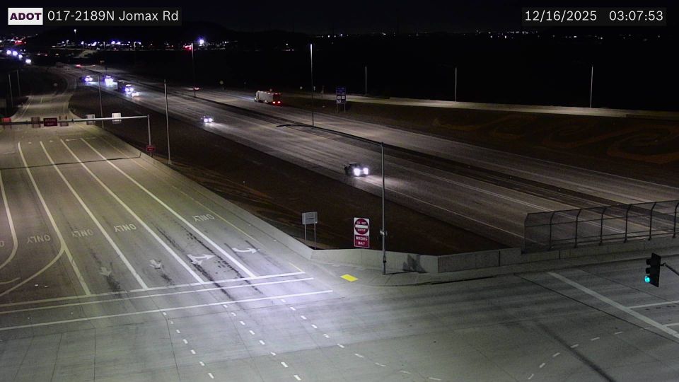 Phoenix › North: I-17 NB 218.90 @Jomax Rd