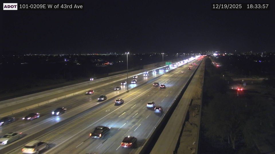 Phoenix › East: I-101 EB 20.90 @W of 43rd Ave
