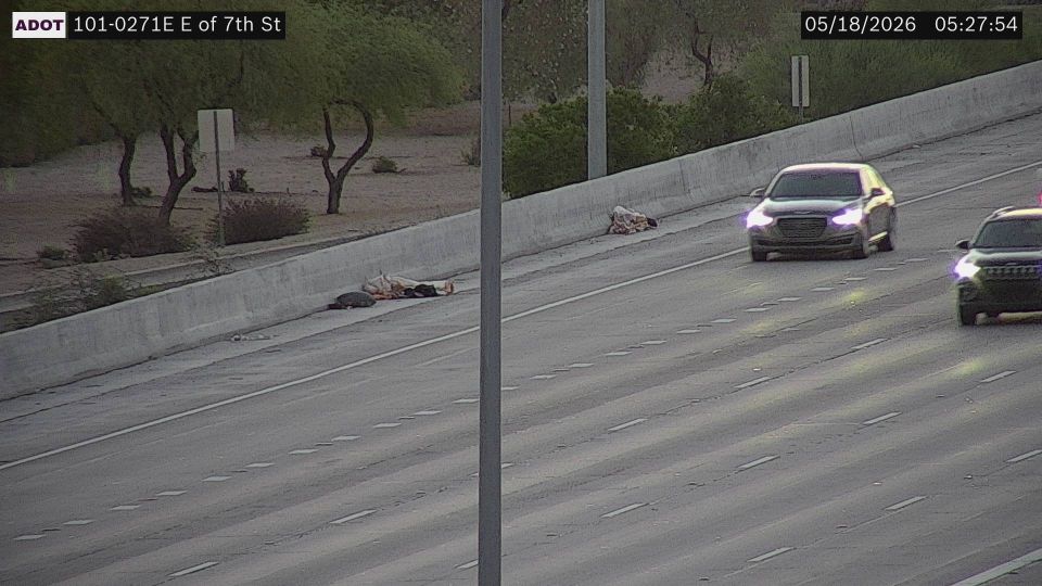 Phoenix › East: I-101 EB 27.10 @E of 7th St