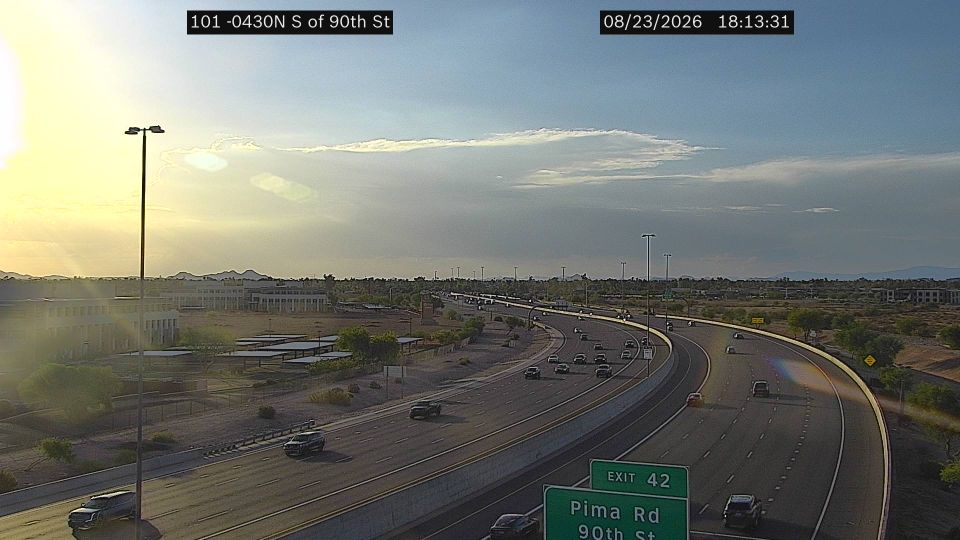 Paradise Valley › North: I-101 NB 43.00 @S of 90th st