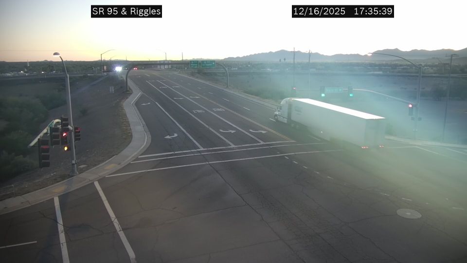 Quartzsite › North: SR-95 NB 109.10 @Riggles