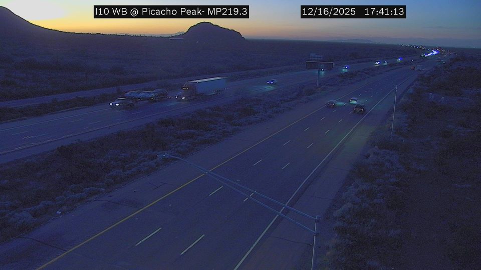 Wymola › West: I-10 WB 219.30 @Picacho Peak