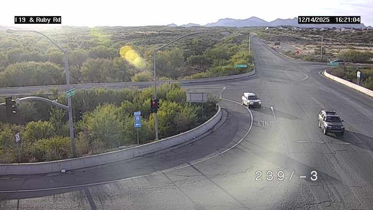 Calabasas › North: I-19 NB 7.70 @Ruby Rd