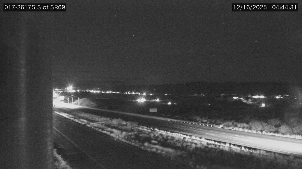 Cordes Junction › South: I-17 SB 261.70 @S of SR69