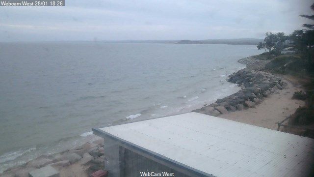 Cowes › West: Balnarring Beach