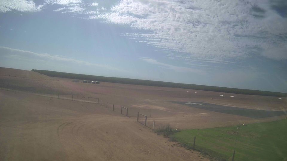 West Goroka › North-west: YLOX - Loxton -> Facing North-West