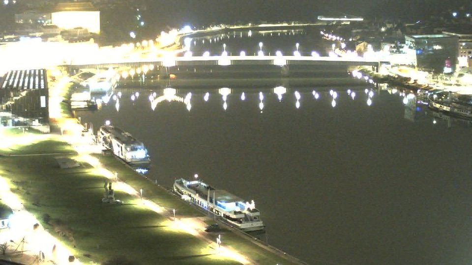 Linz › South: ARCOTEL Nike