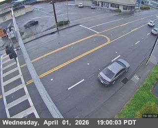 Eureka: The West Side: US-101: Eureka - PHB - Looking North