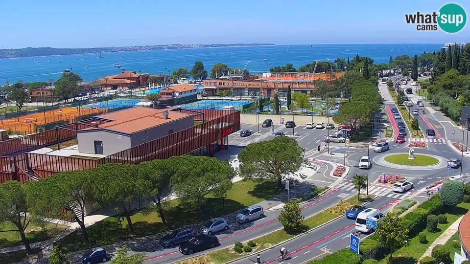Piran: Portorož Live Webcam - view of the marina and tennis courts
