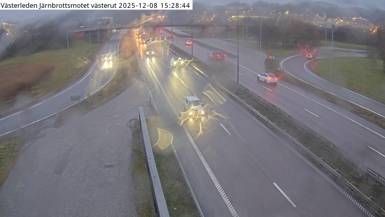 Angas › East: Järnbrottsmotet