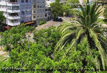 Cordoba: España Square - Avenida Hipólito Yrigoyen