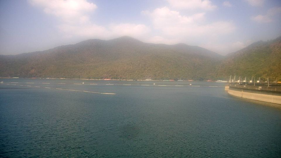 Sam Ngao: เขื่อนภูมิพล