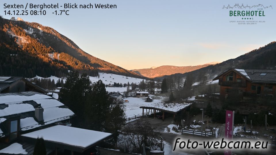 Sexten - Sesto: Berghotel - Blick nach Westen