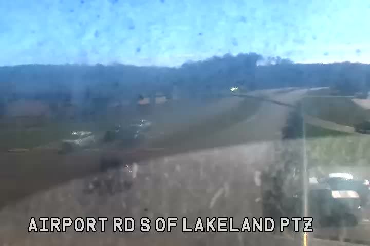 Luckney: Lakeland Dr at Airport Rd