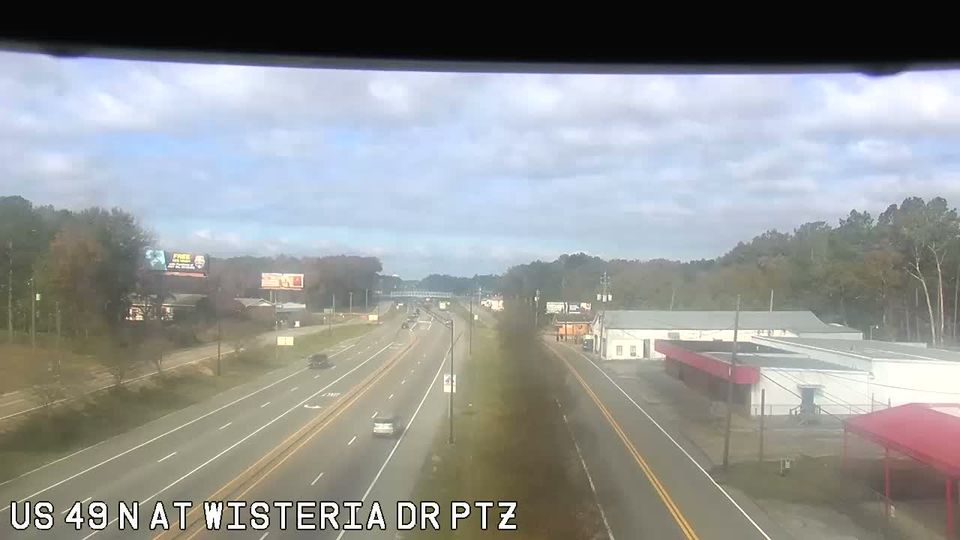 Hattiesburg: Bonhomie: US 49 at Wisteria Drive