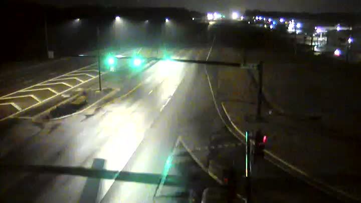 Creekwood Place: Lakeland Dr at Cooper Rd