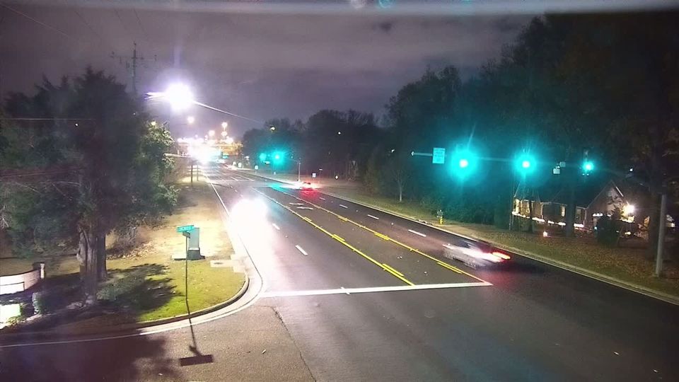 Olive Branch: MS 305 at Longwood Dr