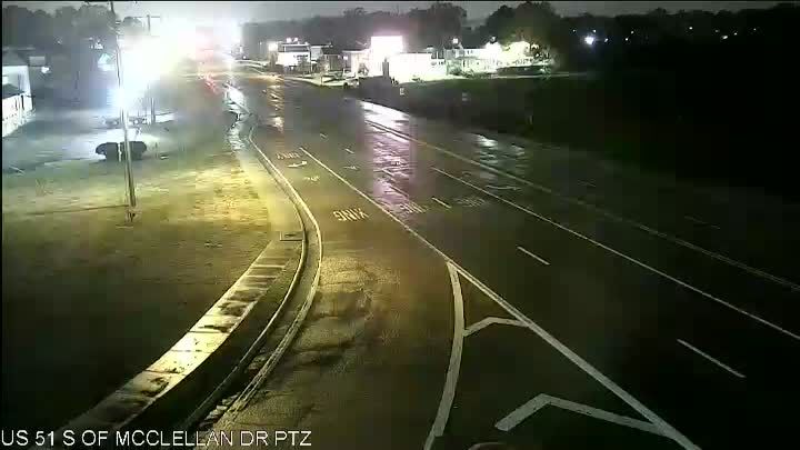 Ridgeland: US 51 at McClellan Dr