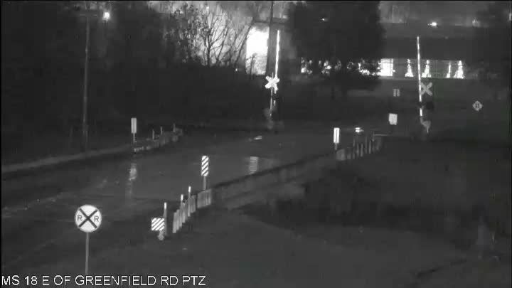 Hunters Woods: MS 18 at Greenfield Rd